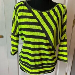 Almost Famous top. 3/4 sleeve. Yellow and Black. Size XL